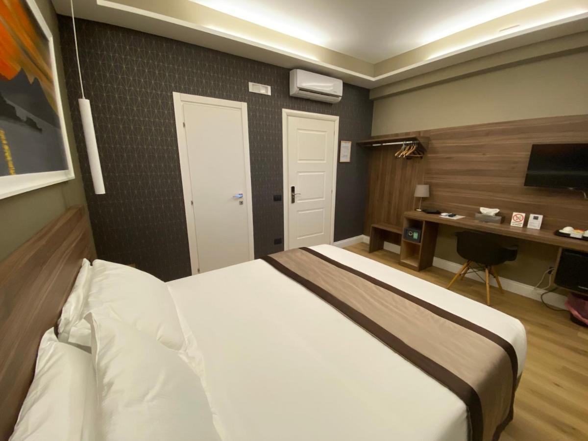 7Th Floor Suite نابولي المظهر الخارجي الصورة