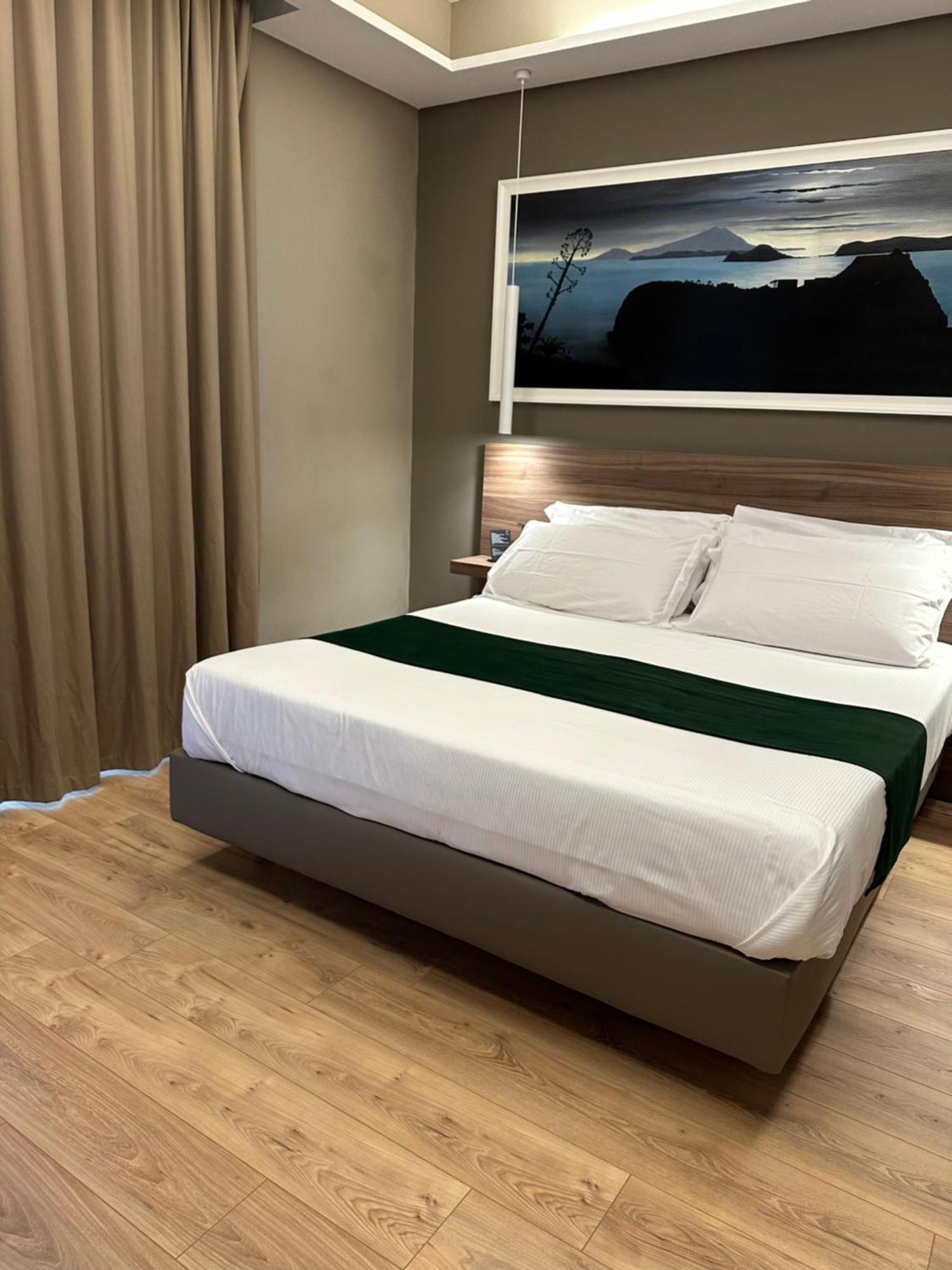 7Th Floor Suite نابولي المظهر الخارجي الصورة