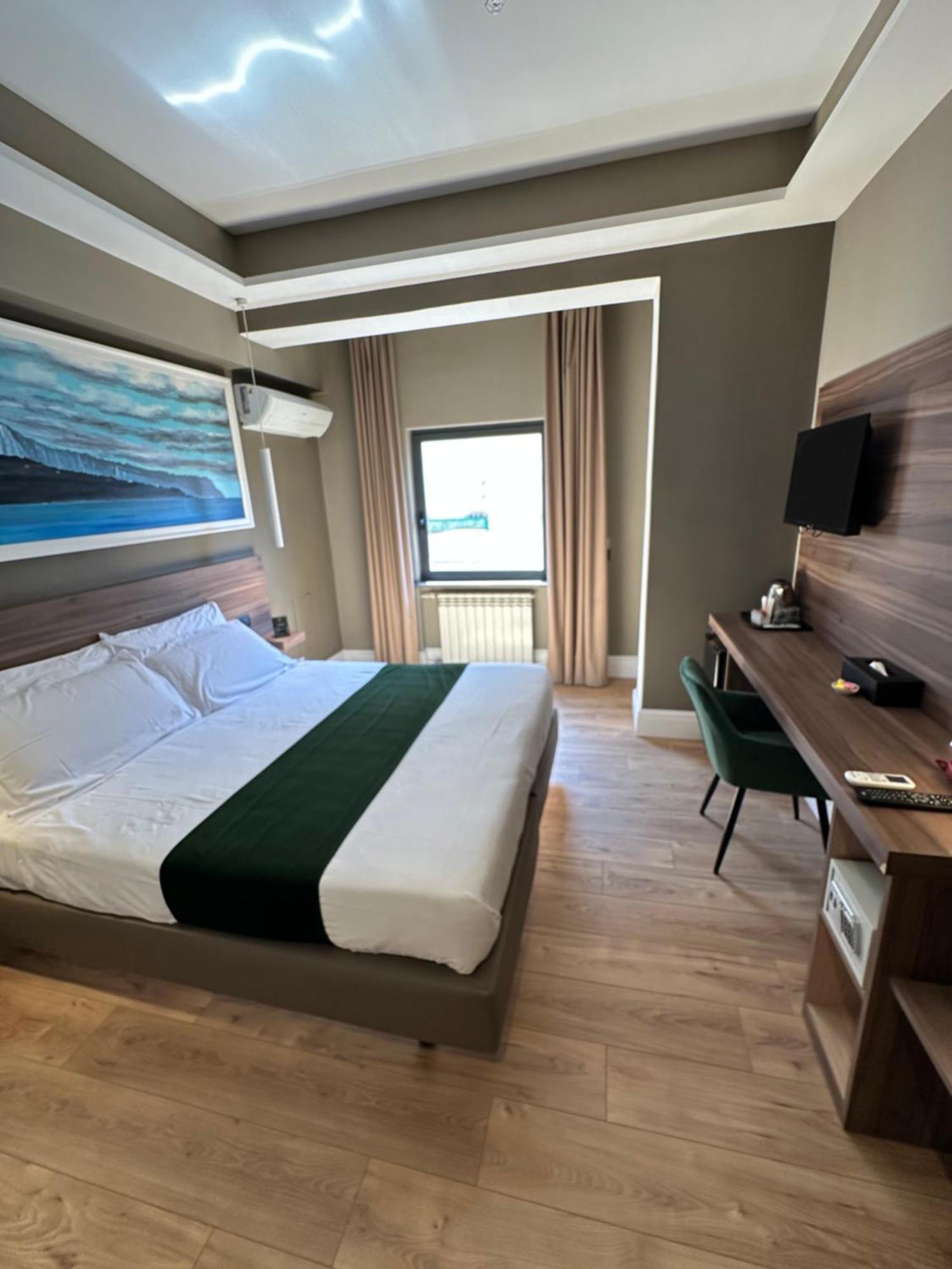 7Th Floor Suite نابولي المظهر الخارجي الصورة