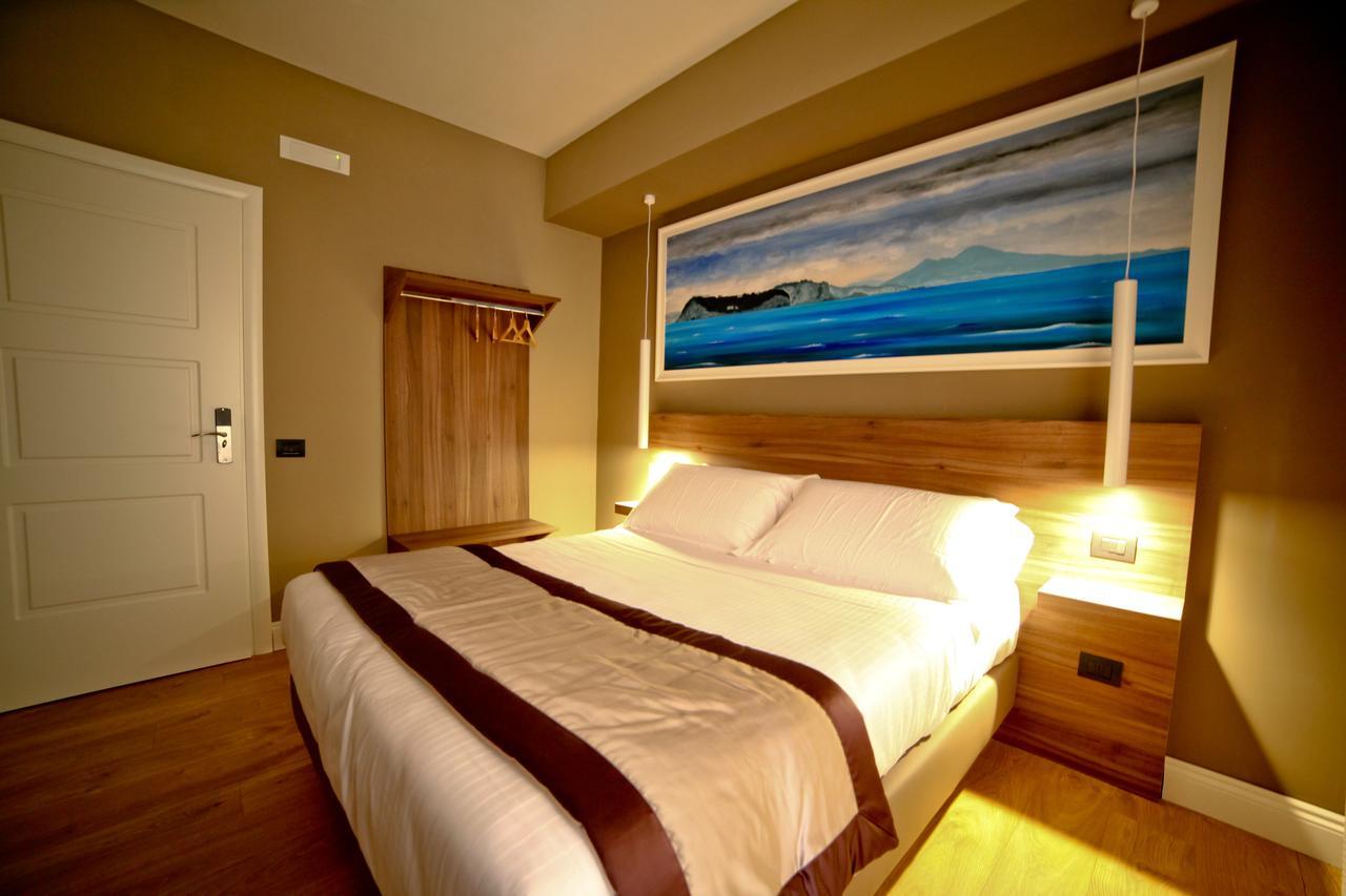 7Th Floor Suite نابولي المظهر الخارجي الصورة