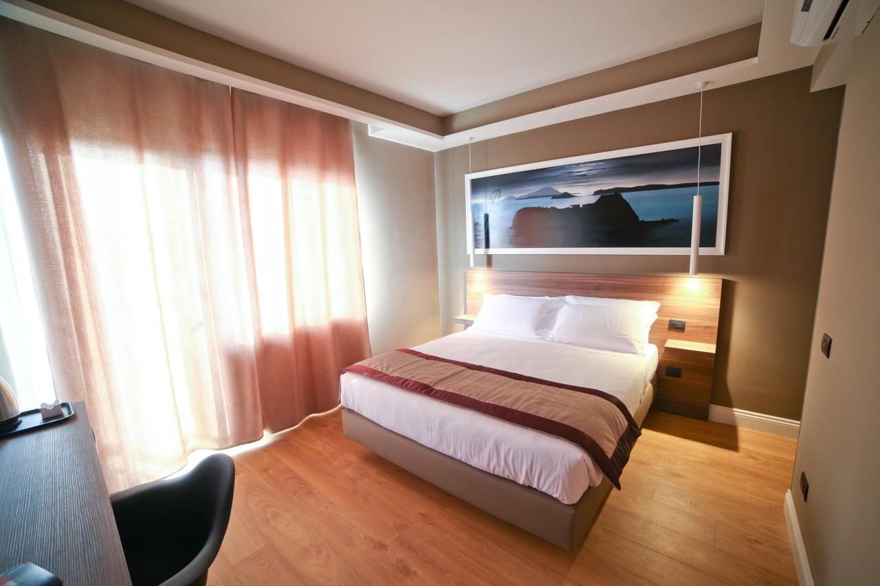 7Th Floor Suite نابولي المظهر الخارجي الصورة
