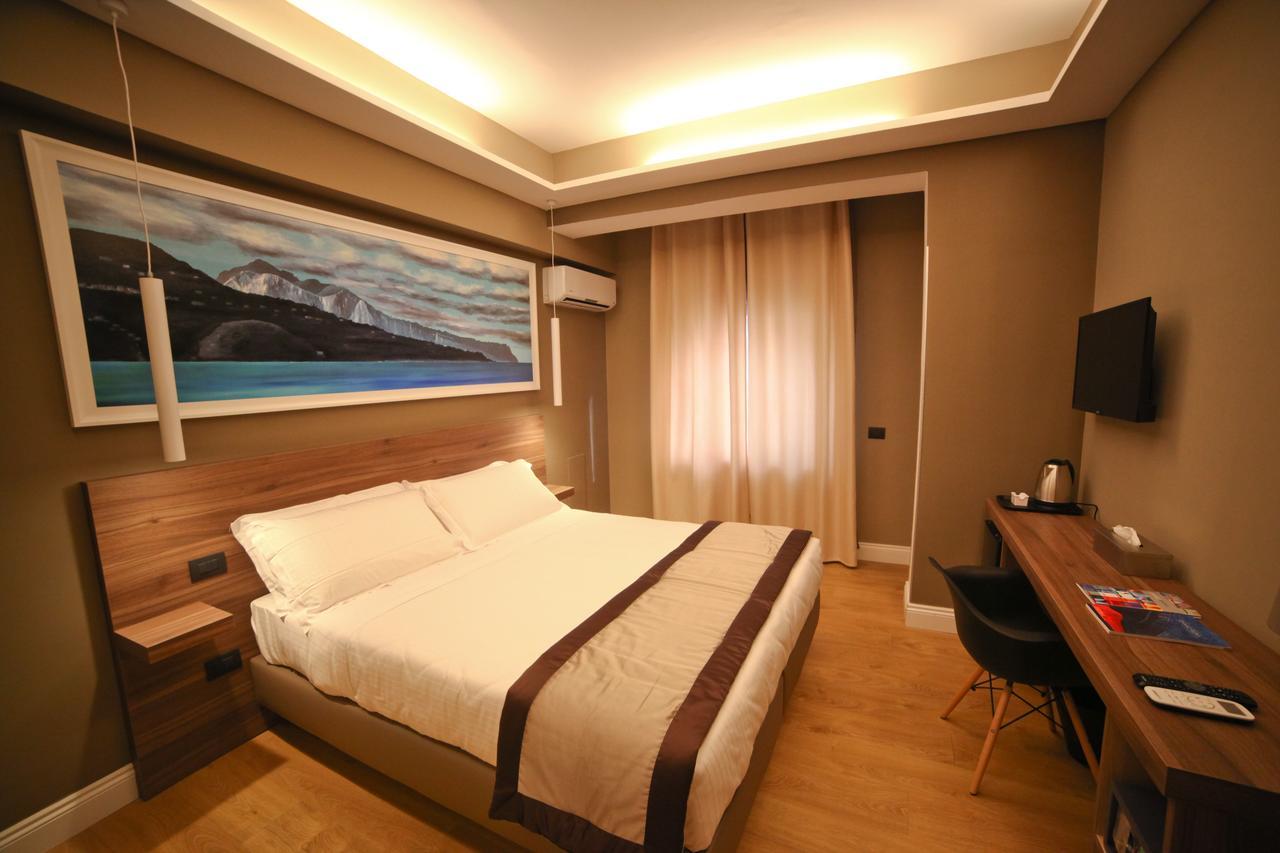 7Th Floor Suite نابولي المظهر الخارجي الصورة